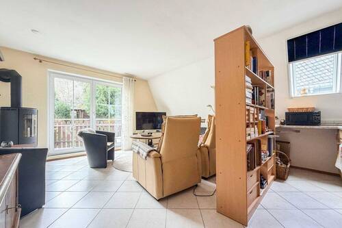 Wohnzimmer 2 2. OG Ansicht 02 - 