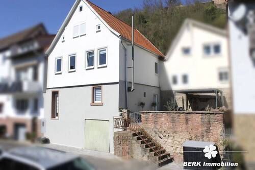 Aussenansicht - BERK Immobilien - Wohnen mit Stil - EFH mit Mainblick & Terrasse in Stadtprozelten