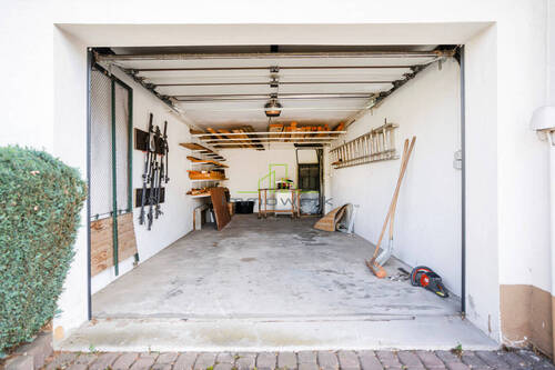 Garage 02 - 