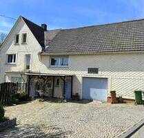 Gemütliches Einfamilienhaus mit Scheune, Gästehaus und wunderschönem großzügigem Garten in Kölbingen