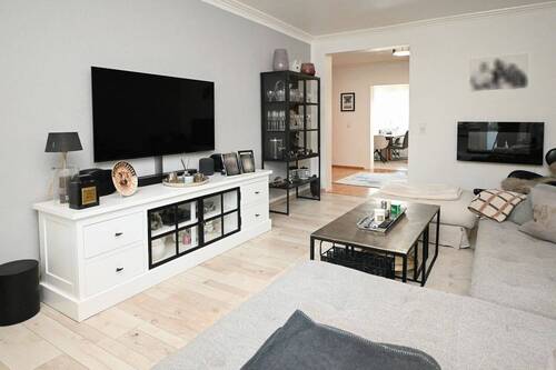Wohnzimmer - 4 Zimmer Etagenwohnung zum Kaufen in Leopoldshöhe
