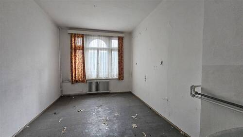Raum - 