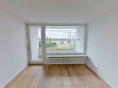 Ansicht I: Wohn - und Esszimmer - Traumhaftes Zuhause: Gepflegte 4-Zimmer-Wohnung mit Balkon