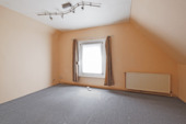 Geräumiges Schlafzimmer - 