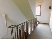 KB16 Treppenhs. 2.OG - 