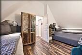 Schlafzimmer 2 mit 2 Betten.jpeg - 
