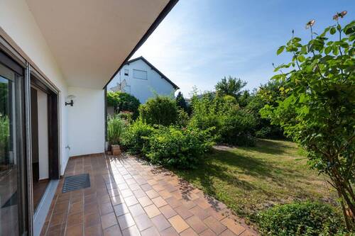 Terrasse - Reihenmittelhaus mit 192,20 m² in Zorneding zum Kaufen