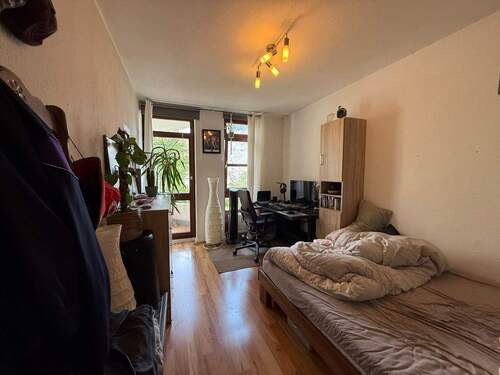 11 Schlafzimmer mit Balkon - 