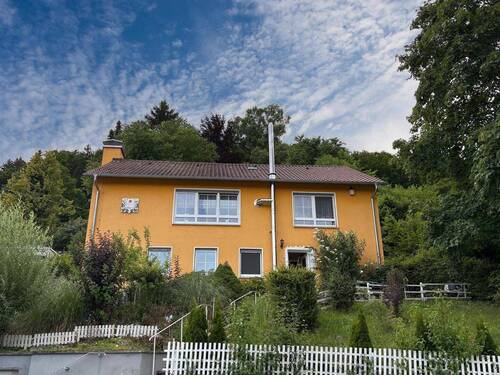 Vorderansicht - 6 Zimmer Einfamilienhaus zum Kaufen in Albstadt