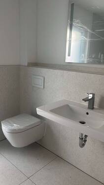 Tageslichtbad - 3 Zimmer Terrassenwohnung in Mühlheim am Main