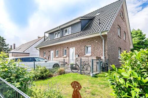 in ruhiger Wohnlage - 4 Zimmer Doppelhaushälfte in Wentorf bei Hamburg