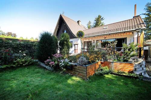 olchingerstrasse128-0925-Blank010 - Uriges Einfamilienhäuschen mit Ausbaupotential und wunderschönen eingewachsenem Garten