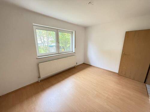 Schlafzimmer - 4 Zimmer Etagenwohnung zur Miete in Marienrachdorf