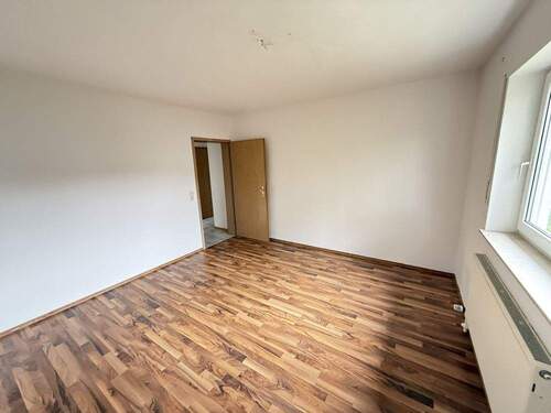 Schlafzimmer - 4 Zimmer Etagenwohnung in Marienrachdorf