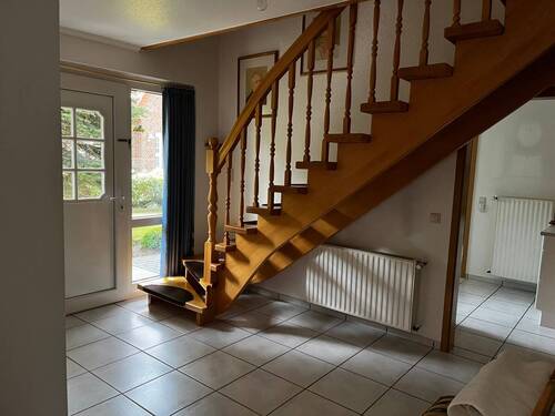 Holztreppe ins Dachgeschoss - 