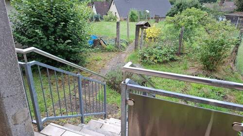 Neuwertige Balkonanlage/Geländer - 