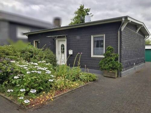 Nebengebäude - 9 Zimmer Mehrfamilienhaus, Wohnhaus zum Kaufen in Wermelskirchen