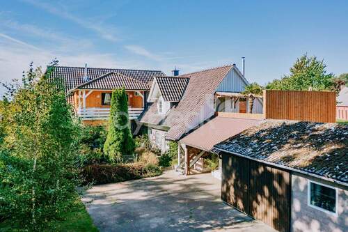 Außenansicht - 8 Zimmer Mehrfamilienhaus, Wohnhaus in Tosterglope