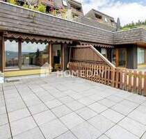 Charmante 2-Zimmer-Terrassenwohnung mit Weitblick, Südbalkon & TG-Stellplatz - Schonach im Schwarzwald