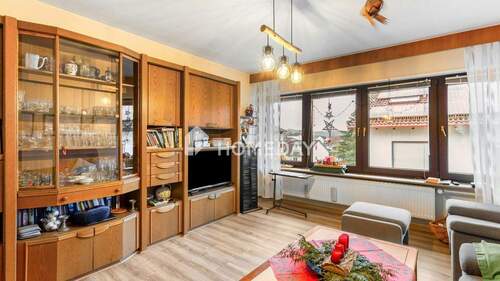 1. OG Wohnzimmer 1 - Mehrfamilienhaus, Wohnhaus mit 160,00 m&sup2; in Waldfischbach-Burgalben zum Kaufen