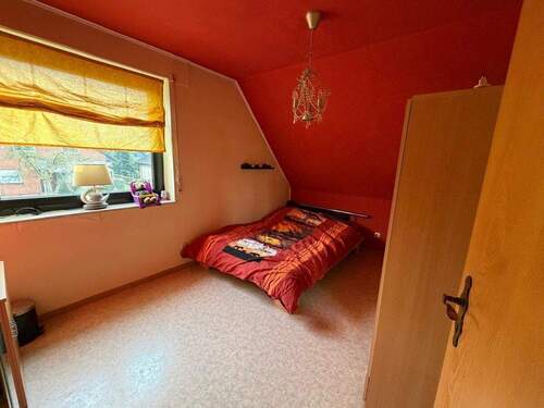 Schlafzimmer 2 Dachgeschoss - 