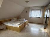 Elternschlafzimmer Dachgeschoss - 
