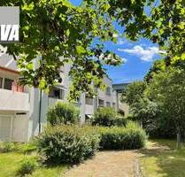 2- ZIMMER-WOHNUNG MIT BALKON, DUSCH + WANNENBAD, ASR, LIFT, RUHIGE LAGE - HAUS IN 2. REIHE, TG-PLATZ MÖGL. ( STRIESEN KRENKELSTRASSE ) - Dresden Striesen-West