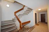 Gepflegtes Treppenhaus - 2 Zimmer Etagenwohnung in Konstanz