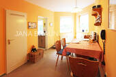 Flur mit Essplatz - 