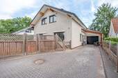 Ansicht - Ihr neues Zuhause in ruhiger Lage von Oldenburg-Bümmerstede - viel Platz für die ganze Familie