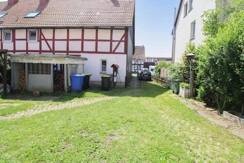 Grundstück - 1 Zimmer Mehrfamilienhaus, Wohnhaus zum Kaufen in Adelebsen