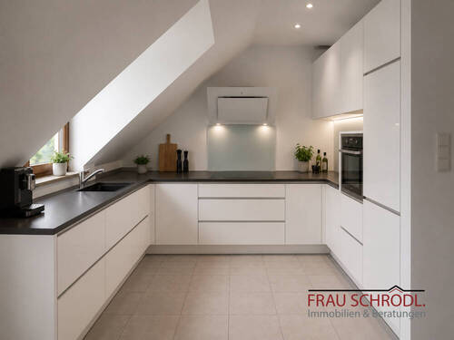 Bild 1 - Exclusive 3,5- Zimmer Dachgeschosswohnung Wohnen mit ALPENBLICK am HEILSBERG in Gottmadingen