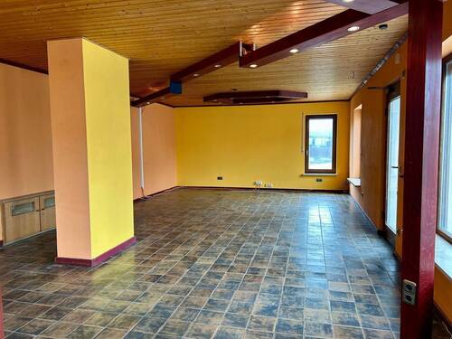 Zimmer EG - 8 Zimmer Mehrfamilienhaus, Wohnhaus zum Kaufen in Mühlhausen