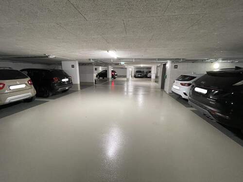 Tiefgarage - 