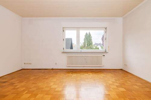 Zimmer Rechts - 1.OG - 