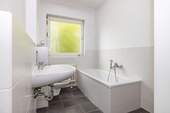 Badezimmer - 1.OG - 
