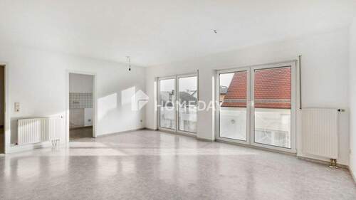 Wohnzimmer 1 - Eigene Ideen statt Kompromisse: Helle 2-Zimmer-Wohnung mit Balkon und Stellplatz in Römerberg