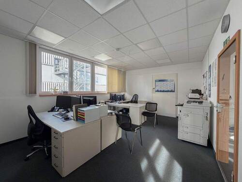 Bild 2 - 5 Zimmer Büro zur Miete in Coburg / Cortendorf