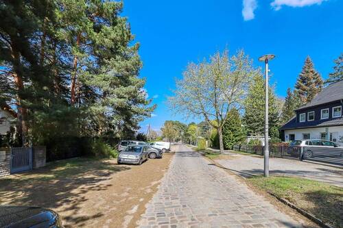 Straßenansicht - Grundstück in Berlin zum Kaufen