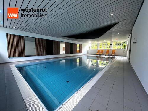 Schwimmbad - 