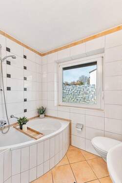 Bad - Reihenmittelhaus mit 117,00 m&sup2; in Ulm zum Kaufen