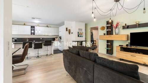 Wohnzimmer 2 - 4 Zimmer Etagenwohnung in Frankfurt