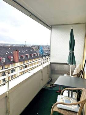 Großzügige Loggia mit Weitblick - Etagenwohnung mit 26,40 m&sup2; in München zum Kaufen