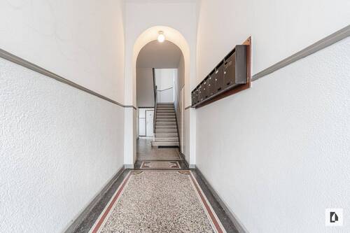 Hauseingang - 1 Zimmer Etagenwohnung in Düsseldorf