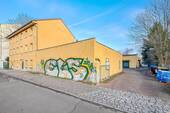 Hofauffahrt - Halle in Berlin zum Kaufen