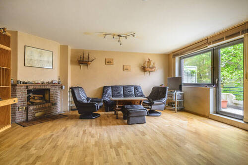 Wohnraum (2) - 