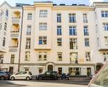 Vorderansicht - Vermietete 2-Zimmer-Altbauwohnung im 1.OG Nähe Rudolfplatz im Rathenau-Viertel * 47,24 m² * 2 Zimmer