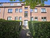 Eingang Peterstr. - Gepflegtes Wohnensemble mit 38 Wohnungen nahe Stadttheater, 2.450m² Grdst, JKM 202.000,00€
