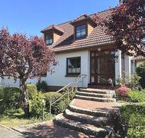 PURNHAGEN-IMMOBILIEN - Blumenthal-Bockhorn, freist 1-Fam.-Haus mit gr. Grundstück in ruhiger Lage - Bremen / Blumenthal-Bockhorn Lüssum-Bockhorn