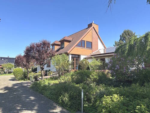 Bild 2 - 8 Zimmer Einfamilienhaus zum Kaufen in Bremen / Blumenthal-Bockhorn